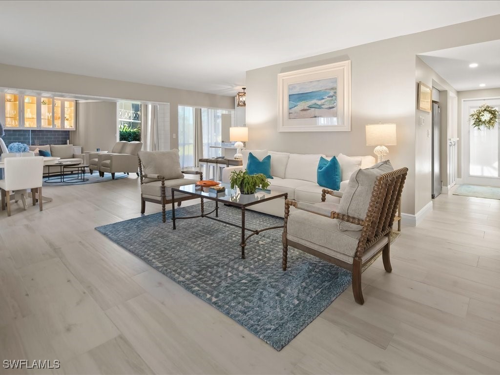 1568 Gulf Shore Boulevard N #4 Naples FL 34102 225079862 image2