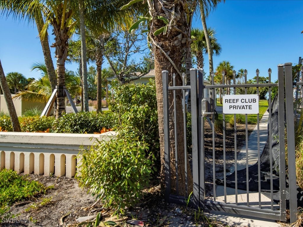 1568 Gulf Shore Boulevard N #4 Naples FL 34102 225079862 image43