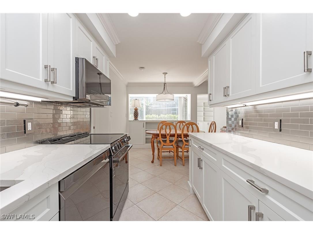 1568 Gulf Shore Boulevard N #5 Naples FL 34102 224092346 image5