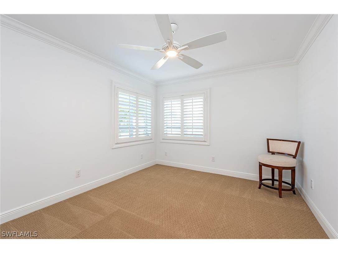 1568 Gulf Shore Boulevard N #5 Naples FL 34102 224092346 image7