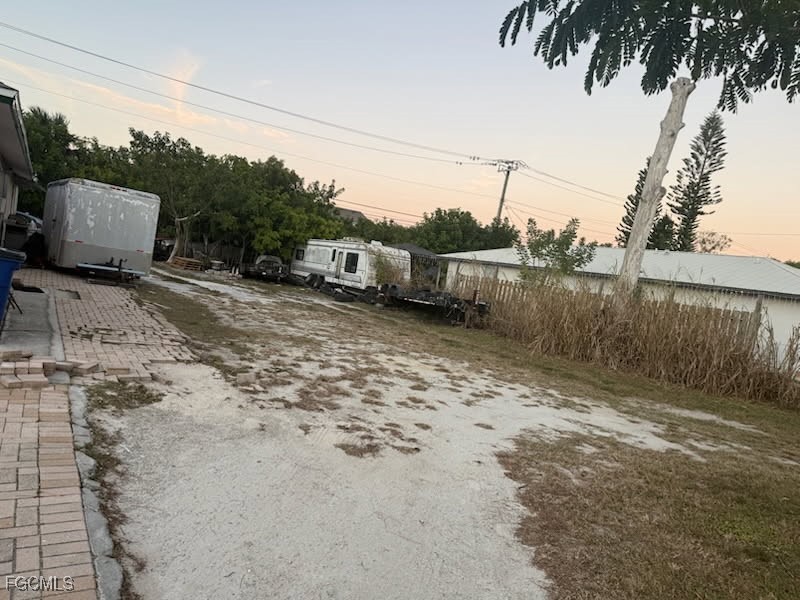 1569 Maple Drive Fort Myers FL 33907 2025024886 image8