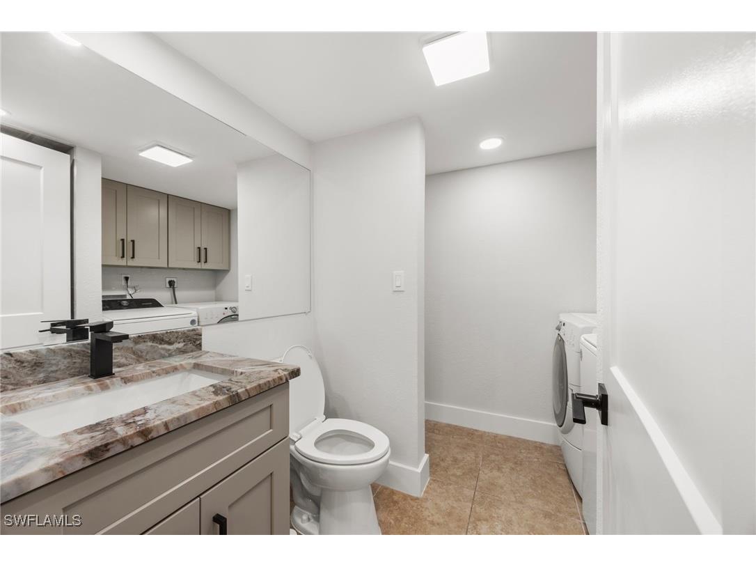 1569 Park Meadows Drive #2 Fort Myers FL 33907 226003596 image18