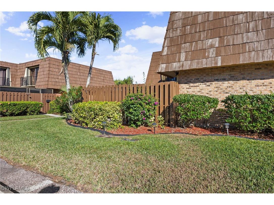 1569 Park Meadows Drive #2 Fort Myers FL 33907 226003596 image3
