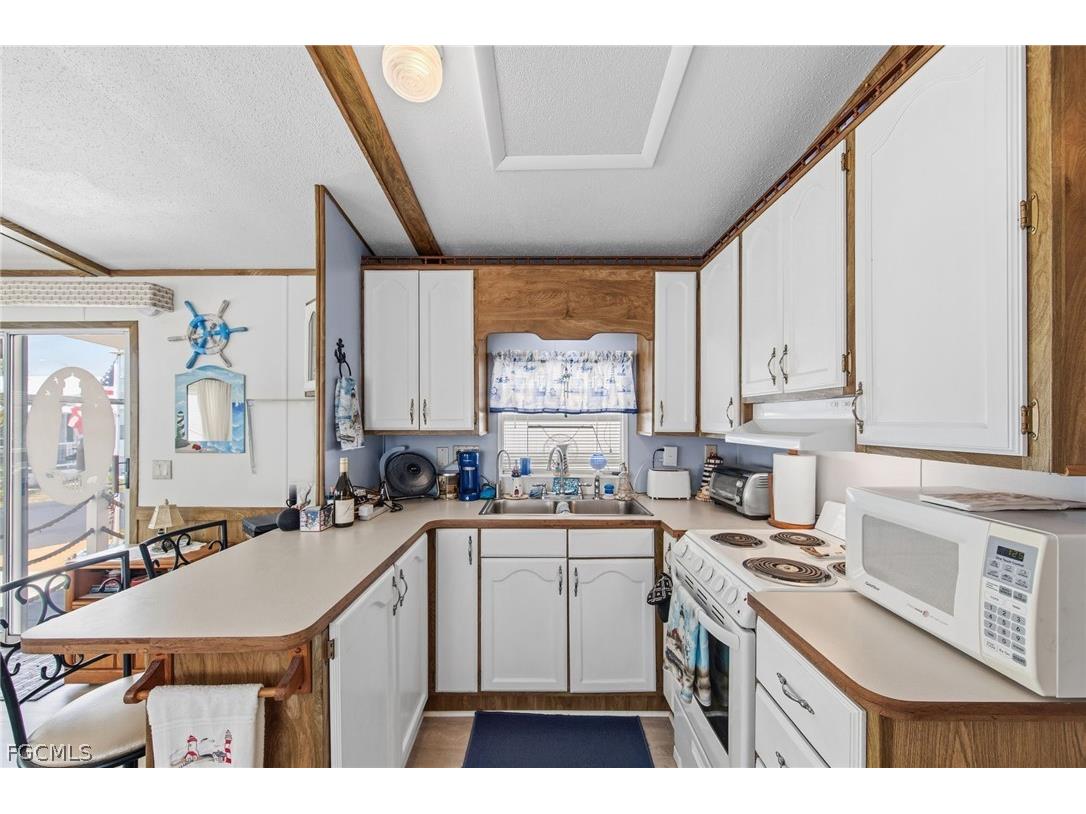 157 Caravan Circle North Fort Myers FL 33903 2026011421 image15