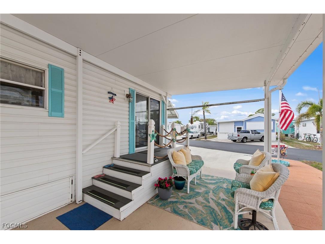 157 Caravan Circle North Fort Myers FL 33903 2026011421 image5