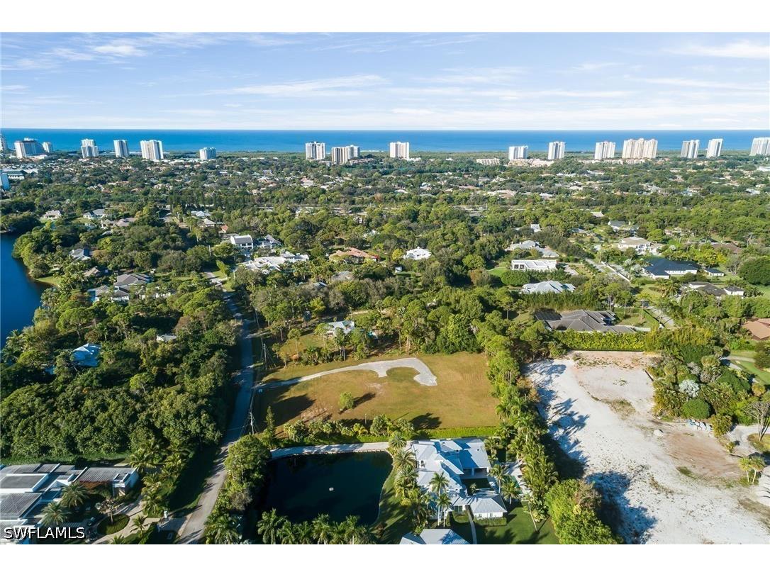 157 Center Street Naples FL 34108 226016918 image2