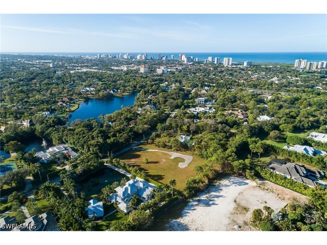 157 Center Street Naples FL 34108 226016918 image3