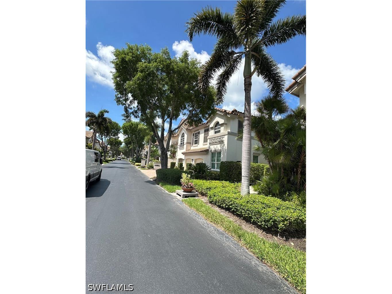157 Colonade Circle #1002 Naples FL 34103 226022468 image16