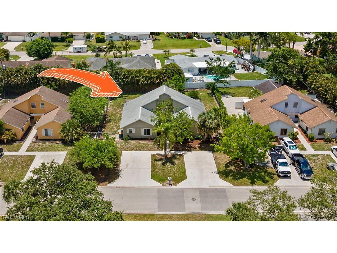 157 Crown Drive Naples FL 34110 223050831 image1