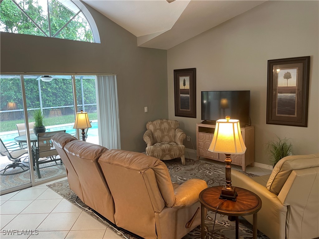 157 Saint James Way Naples FL 34104 225064140 image6