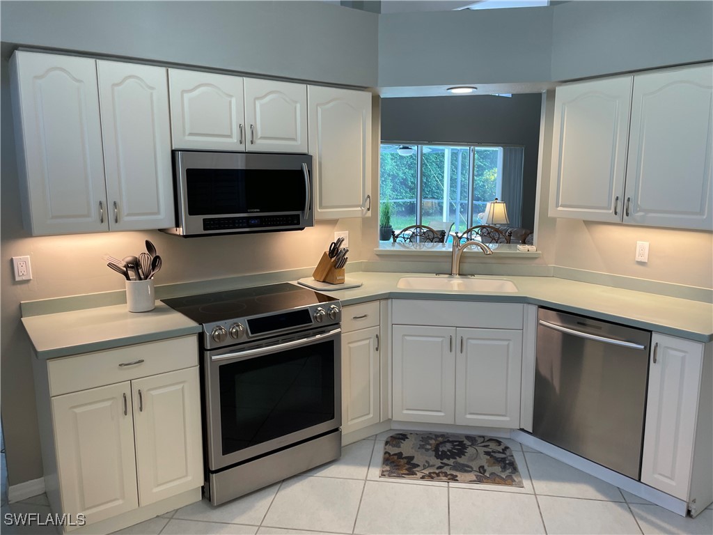 157 Saint James Way Naples FL 34104 225064140 image9