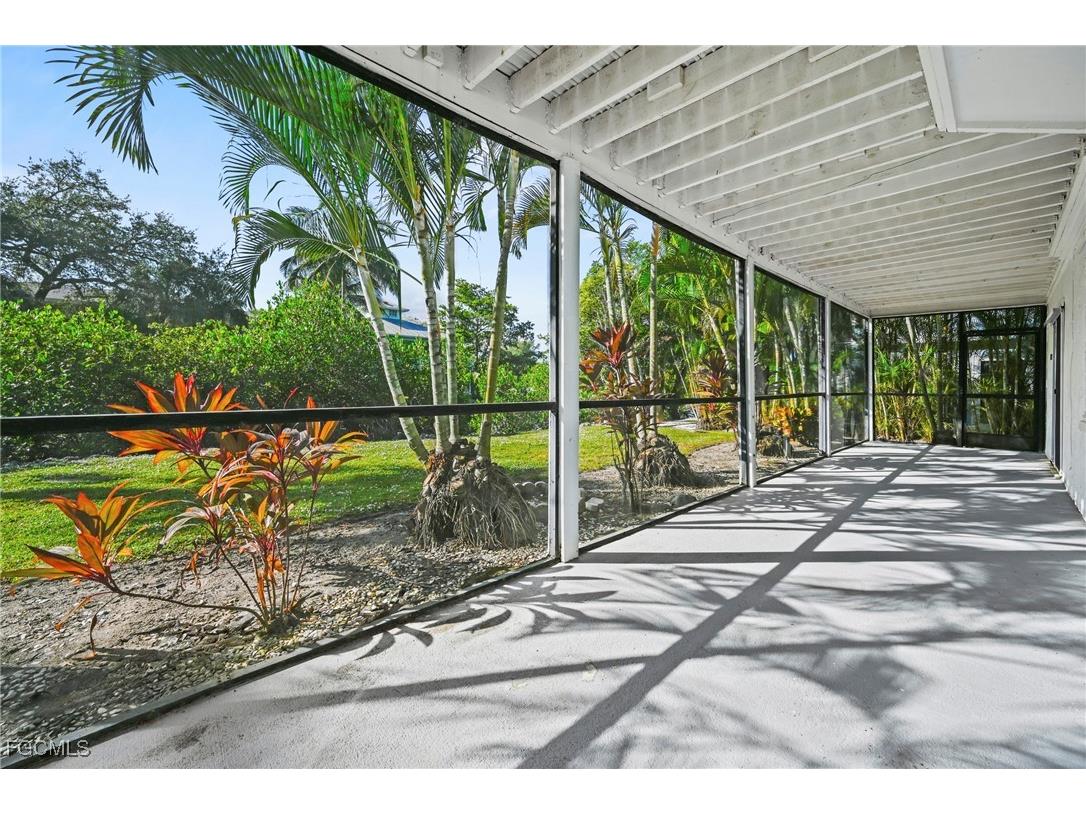 1570 Avion Place Naples FL 34104 2025019172 image24