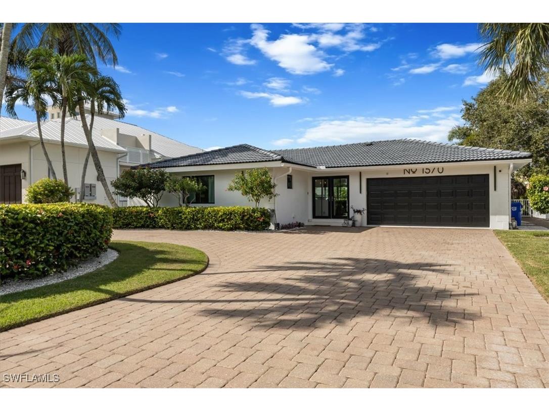 1570 Bonita Lane Naples FL 34102 225078016 image1