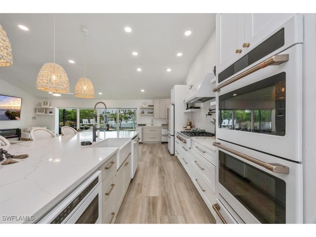 1570 Bonita Lane Naples FL 34102 225078016 image3