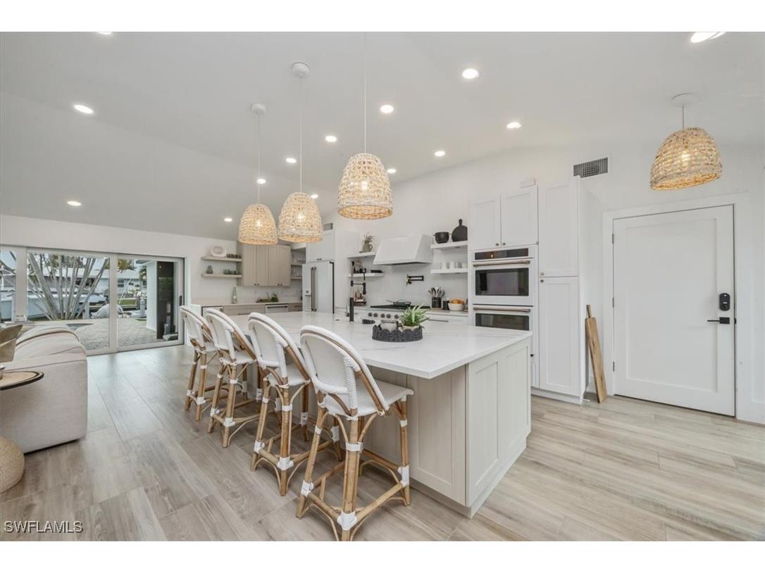 1570 Bonita Lane Naples FL 34102 225078016 image4