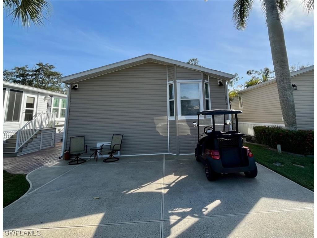 1570 Diamond Lake Circle Naples FL 34114 223082449 image1