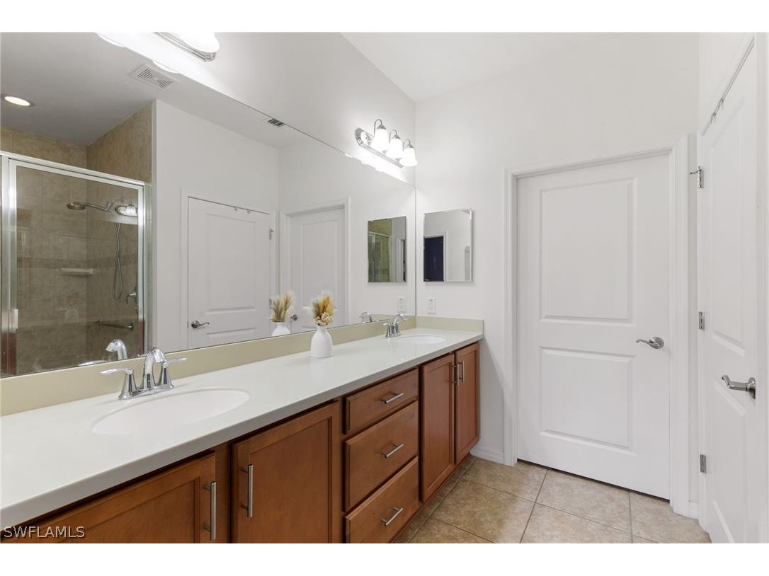 1570 Oceania Drive S Naples FL 34113 226008723 image10