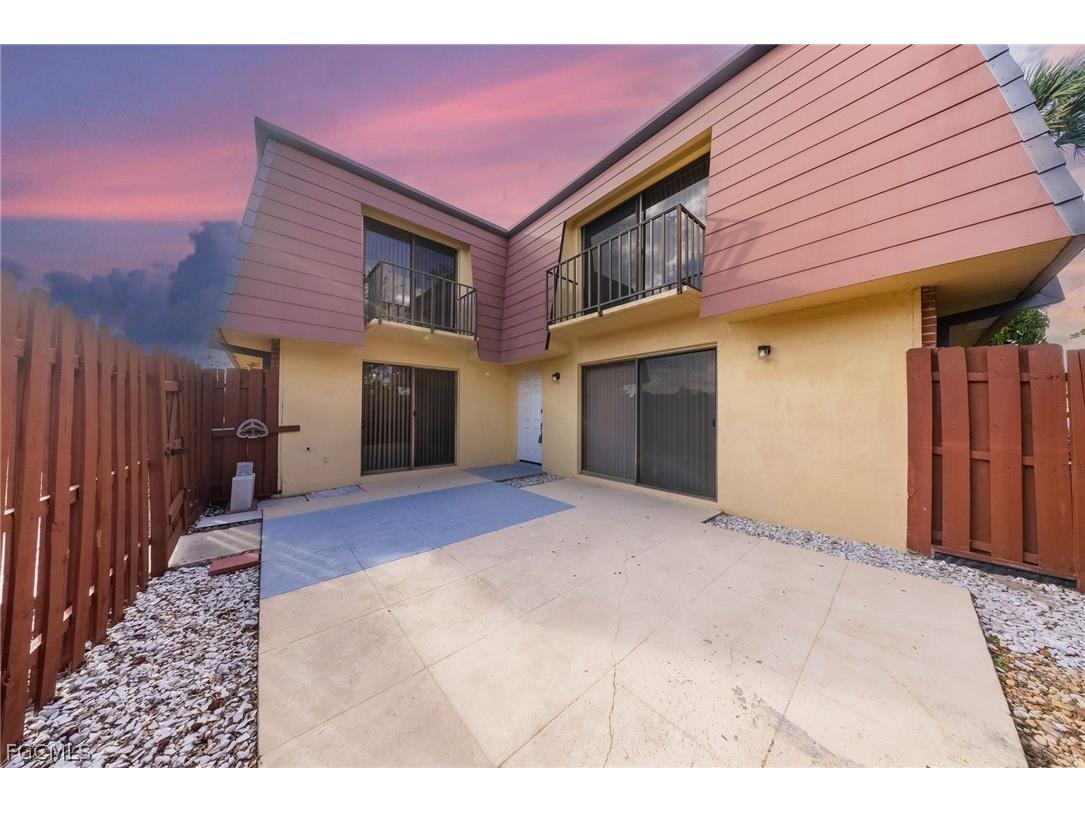 1570 Park Meadows Drive #1 Fort Myers FL 33907 2026011792 image1