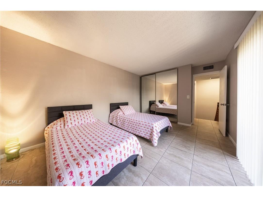 1570 Park Meadows Drive #1 Fort Myers FL 33907 2026011792 image17