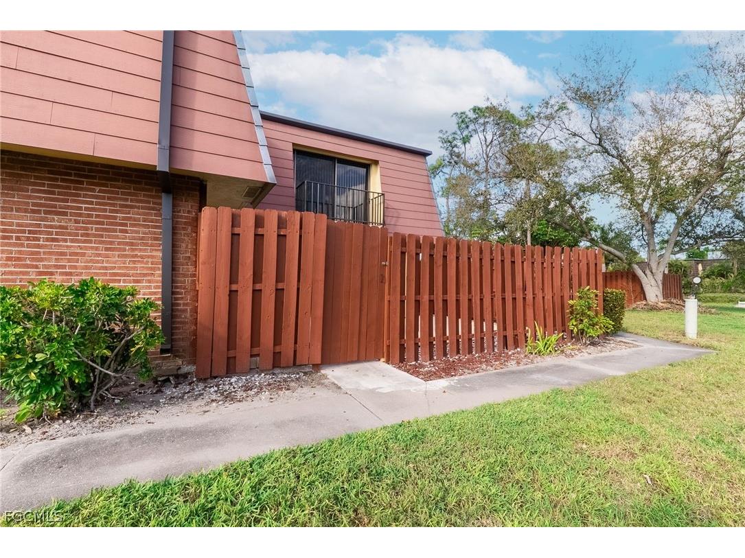 1570 Park Meadows Drive #1 Fort Myers FL 33907 2026011792 image27