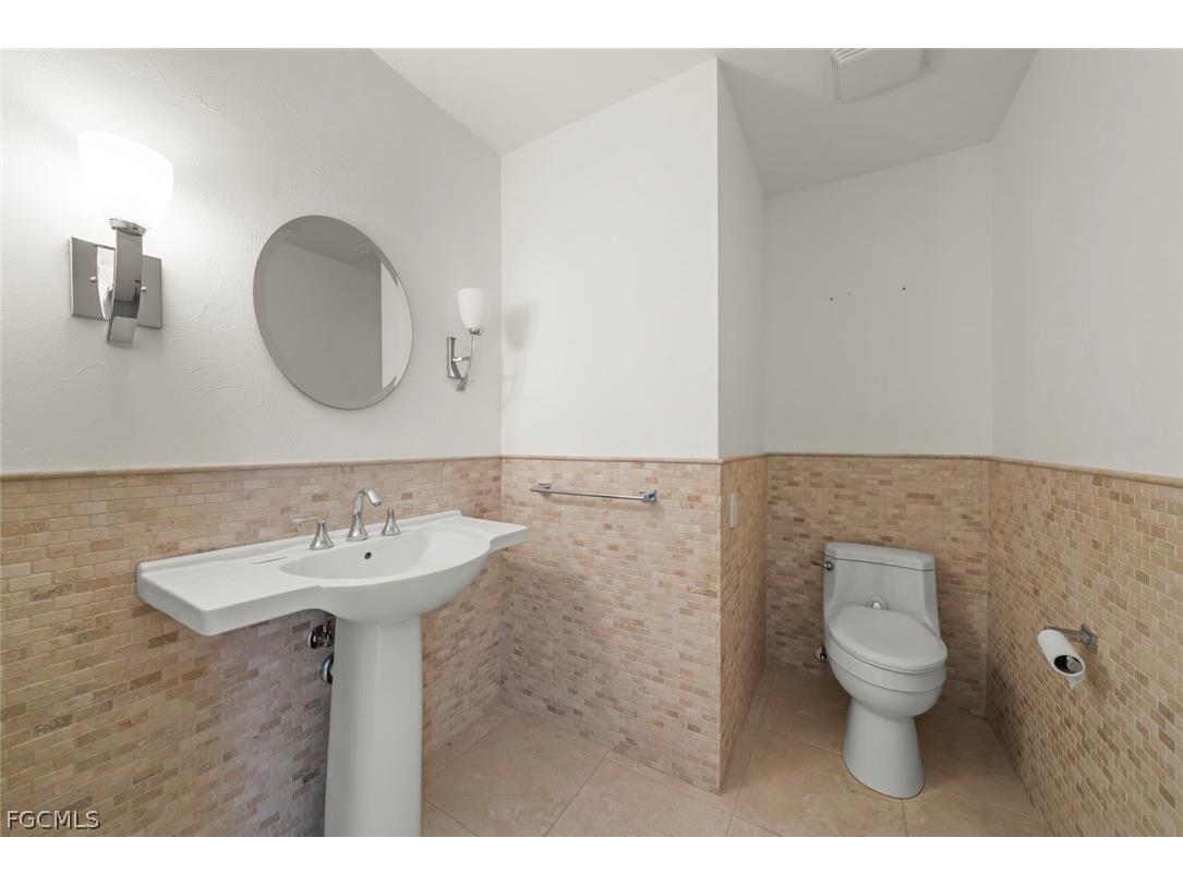 15700 Kilmarnock Drive Fort Myers FL 33912 2025019814 image11