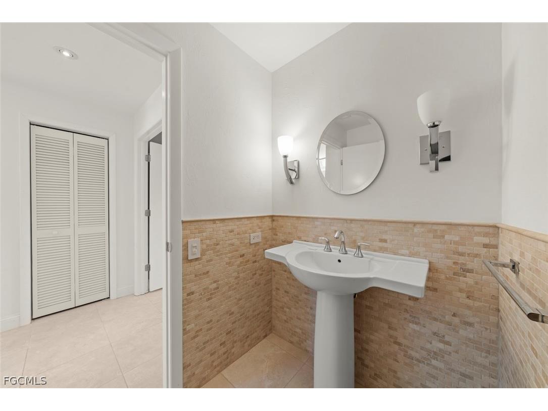 15700 Kilmarnock Drive Fort Myers FL 33912 2025019814 image12