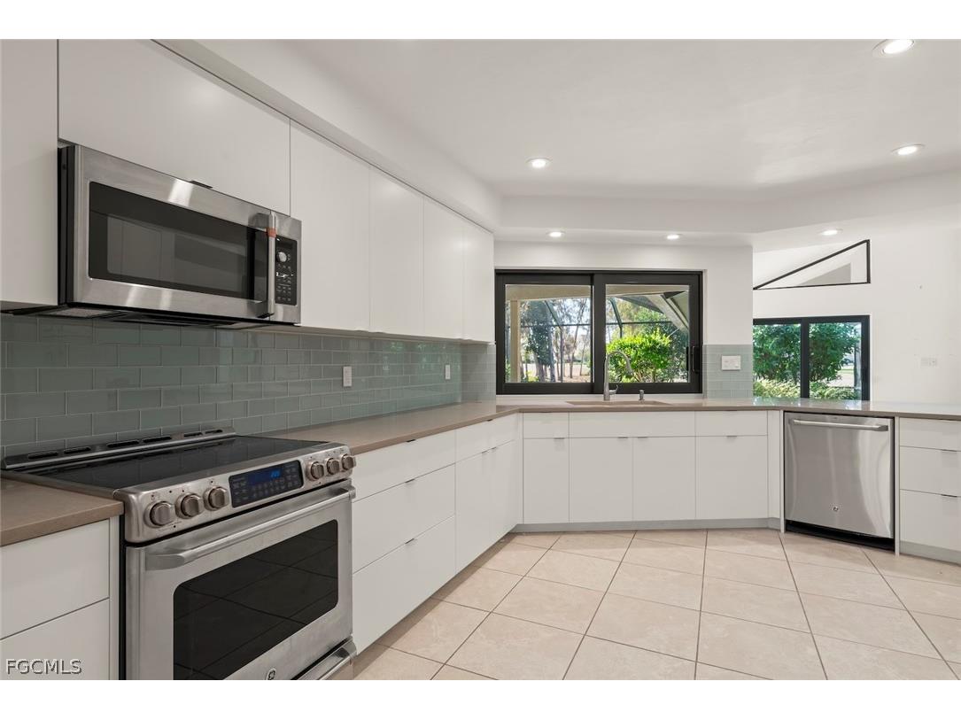 15700 Kilmarnock Drive Fort Myers FL 33912 2025019814 image28