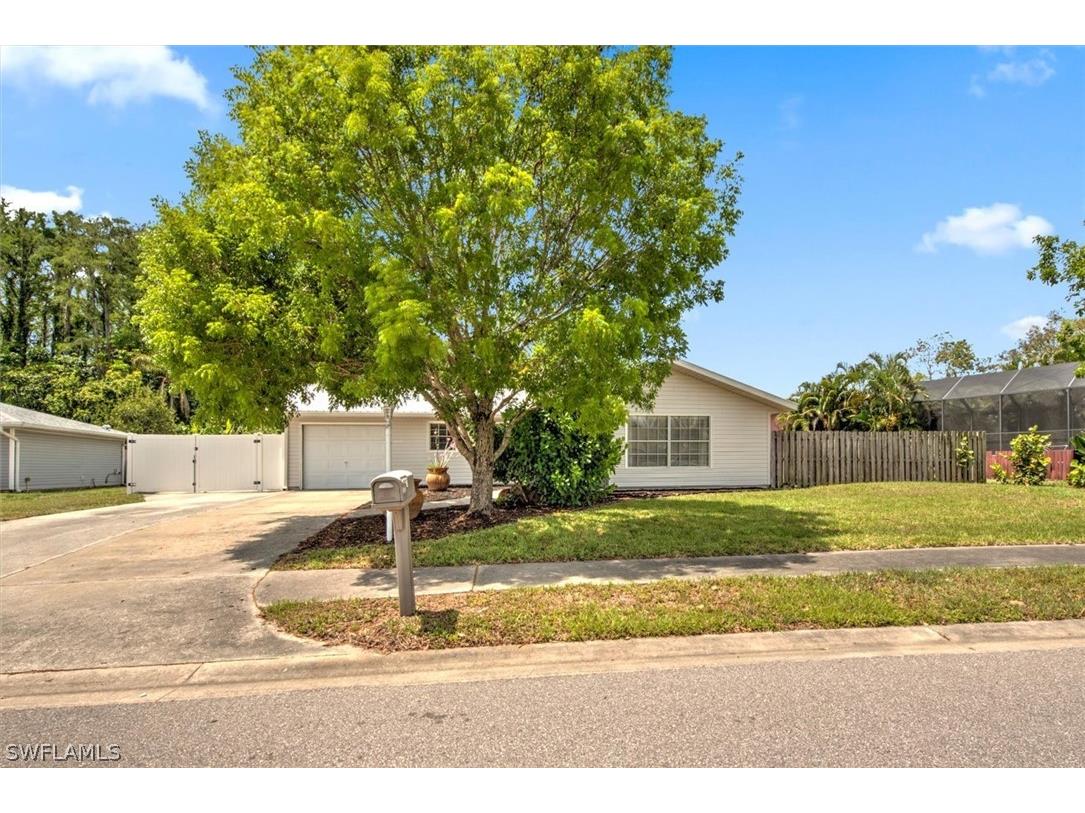 15702 Coral Vine Lane Fort Myers FL 33905 224044737 image1