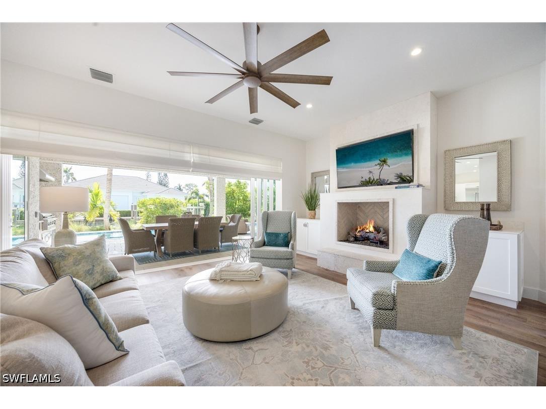 1571 Bonita Lane Naples FL 34102 226020614 image3