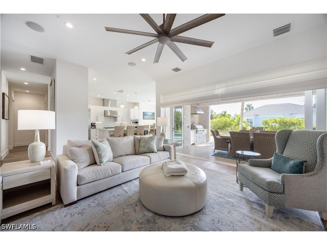 1571 Bonita Lane Naples FL 34102 226020614 image5
