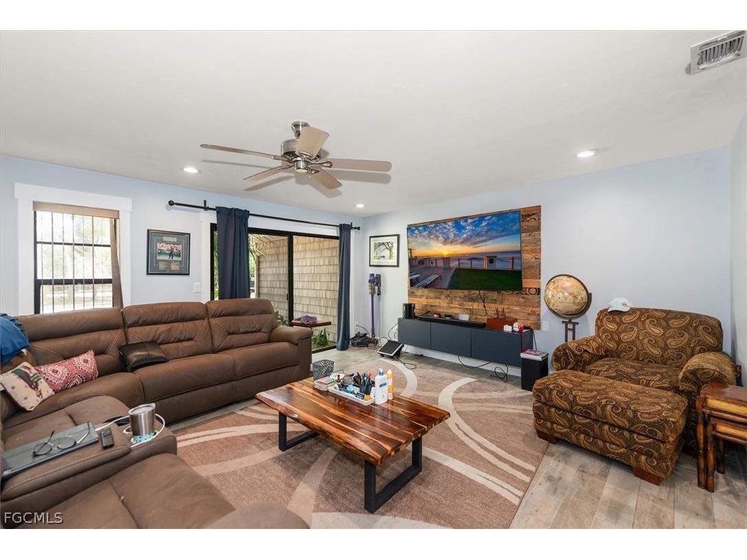 15710 Shamrock Drive Fort Myers FL 33912 2026012279 image16