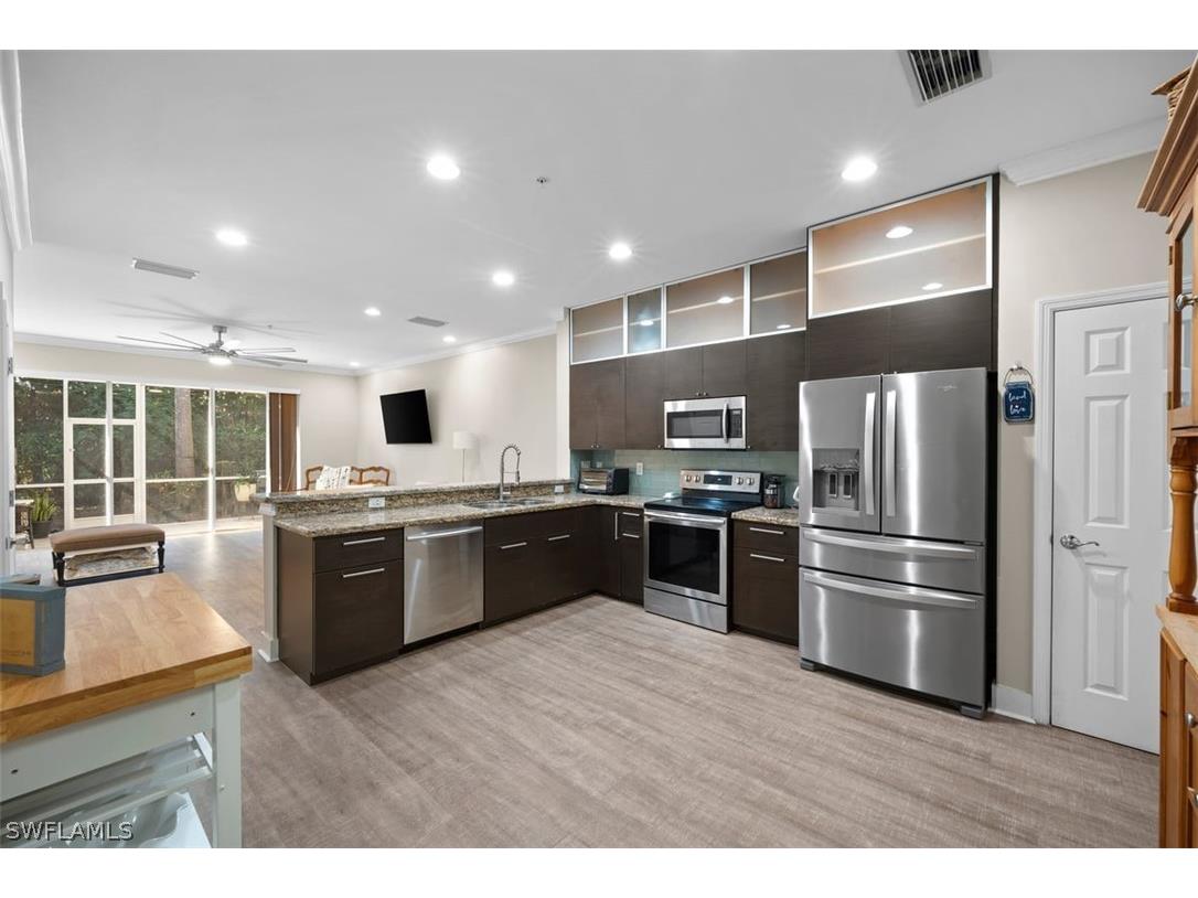 15719 Marcello Circle #112 Naples FL 34110 222086891 image1