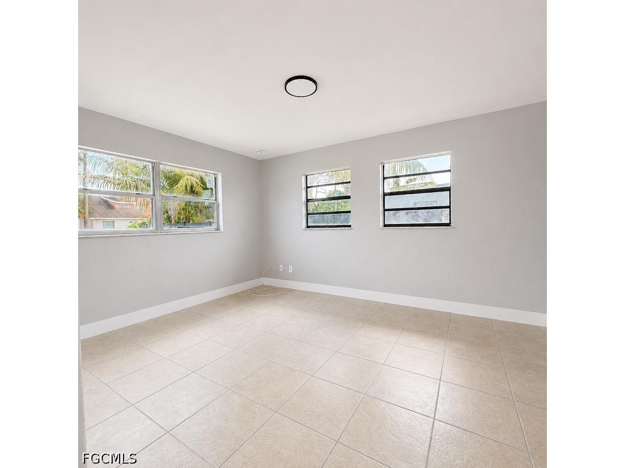1572 Cypress Drive Fort Myers FL 33907 2026028850 image4
