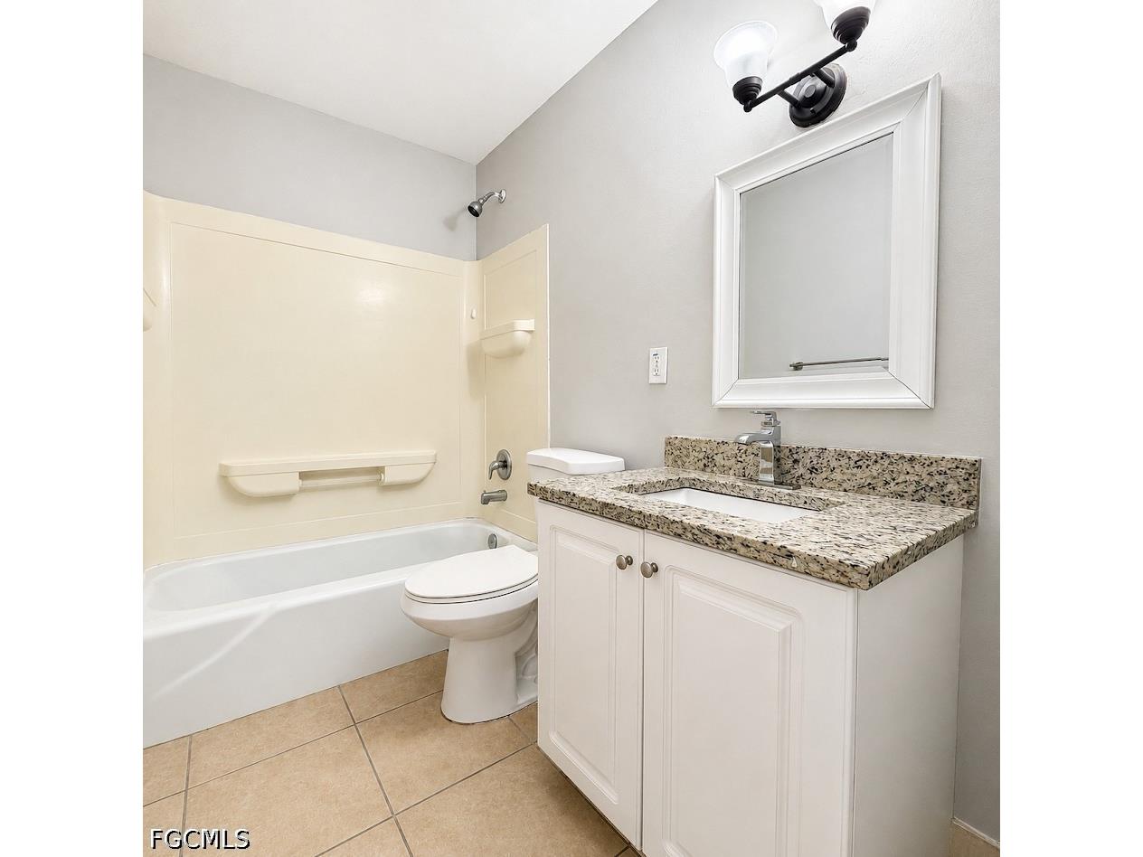 1572 Cypress Drive Fort Myers FL 33907 2026028850 image9