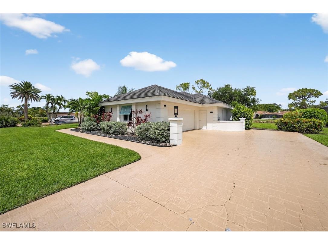 15721 Lockmaben Avenue Fort Myers FL 33912 225052727 image2