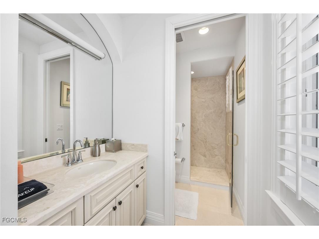 15735/737 Captiva Drive Captiva FL 33924 2025013848 image34