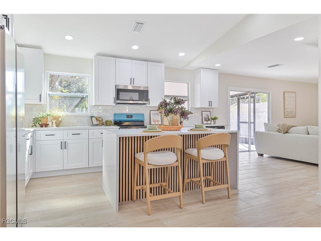 15736 Coral Vine Lane Fort Myers FL 33905 2025022345 image6