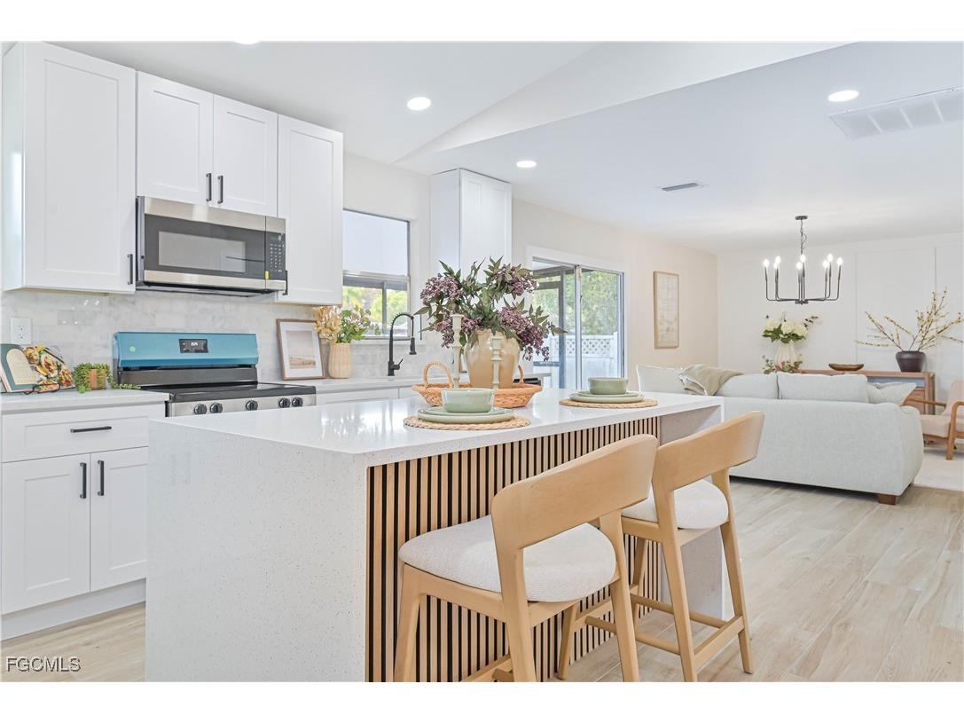 15736 Coral Vine Lane Fort Myers FL 33905 2025022345 image8