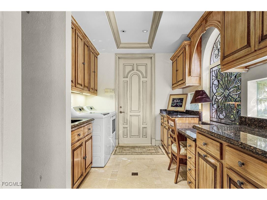 15736 Glenisle Way Fort Myers FL 33912 2026002328 image12