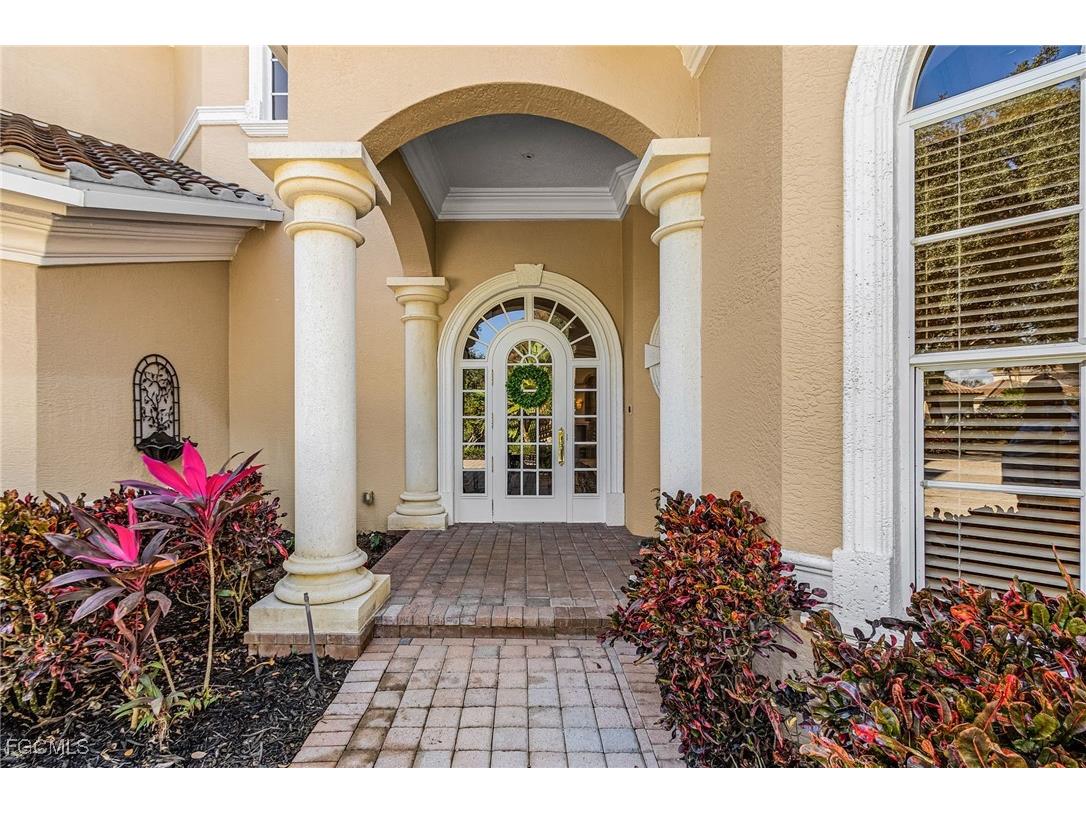 15736 Glenisle Way Fort Myers FL 33912 2026002328 image4