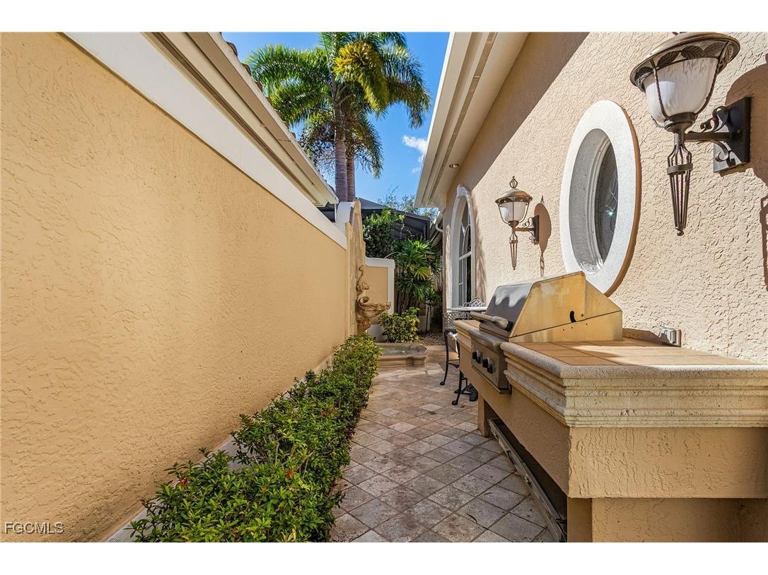 15736 Glenisle Way Fort Myers FL 33912 2026002328 image42