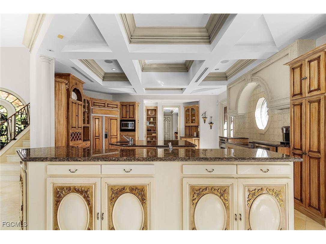 15736 Glenisle Way Fort Myers FL 33912 2026002328 image8