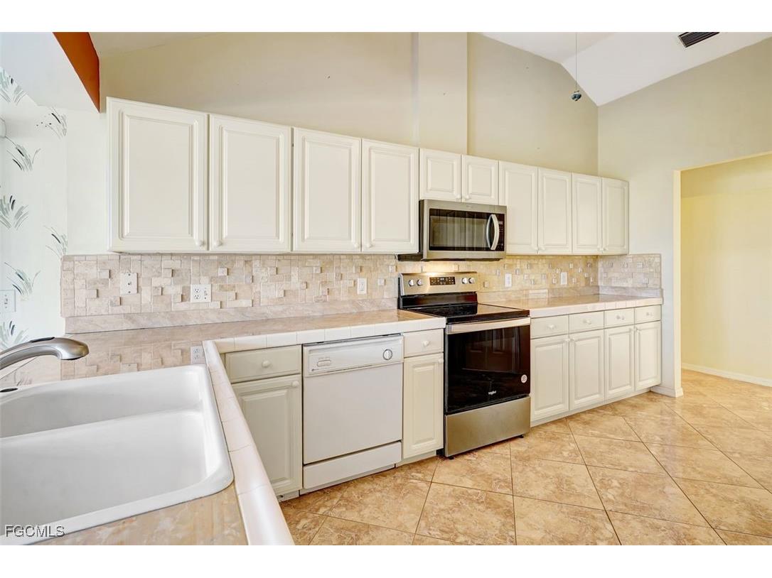 1574 NW 28th Avenue Cape Coral FL 33993 2025015236 image24