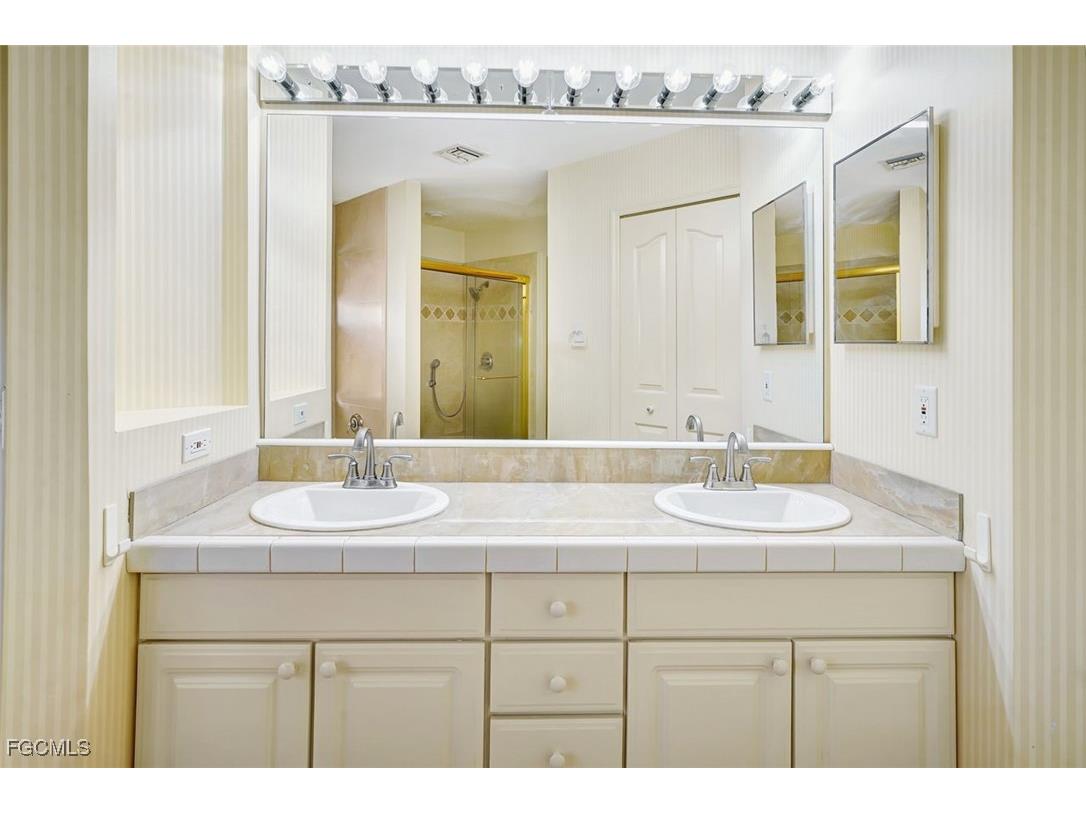 1574 NW 28th Avenue Cape Coral FL 33993 2025015236 image31