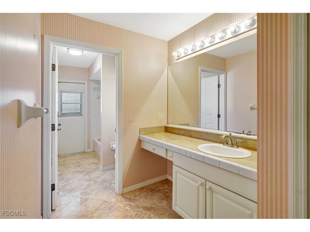 1574 NW 28th Avenue Cape Coral FL 33993 2025015236 image37