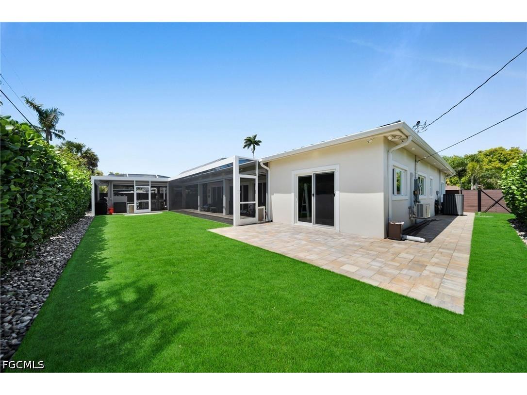 1574 Ricardo Avenue Fort Myers FL 33901 2026016510 image37