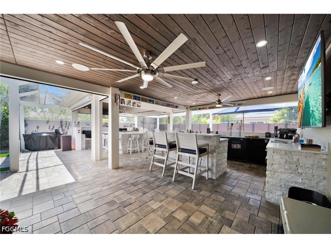 1574 Ricardo Avenue Fort Myers FL 33901 2026016510 image4