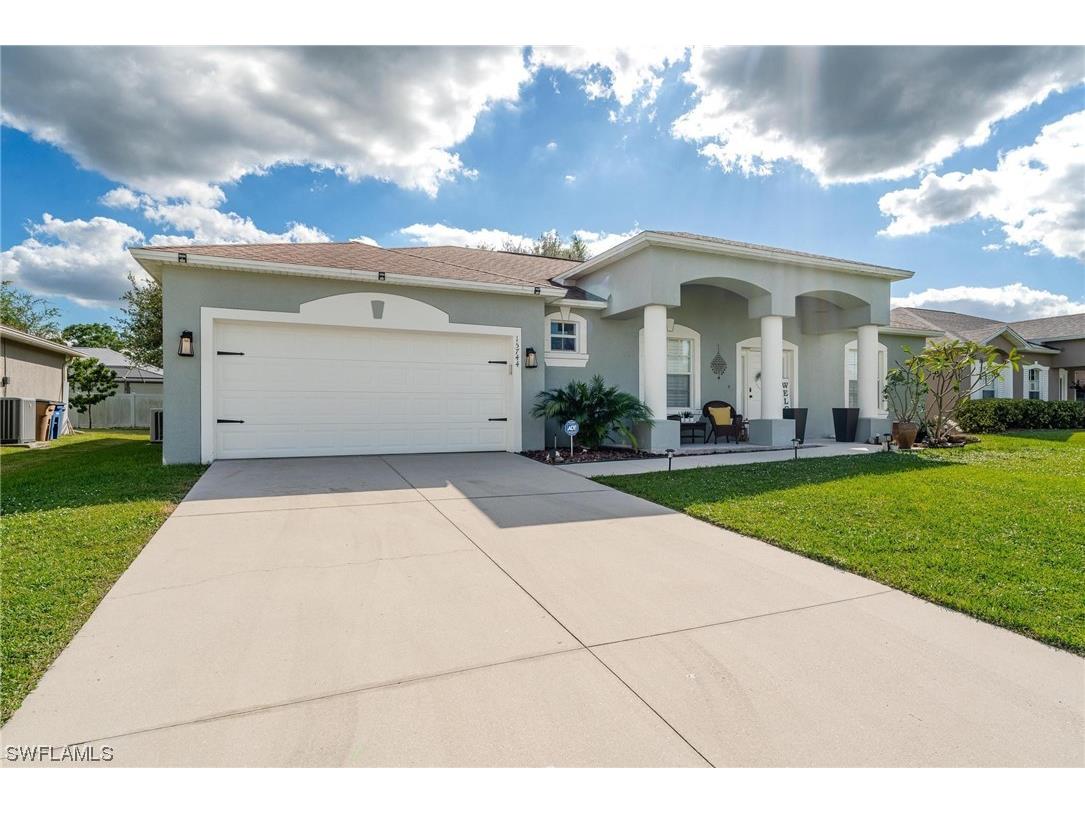15744 Sunny Crest Lane Fort Myers FL 33905 223078189 image1