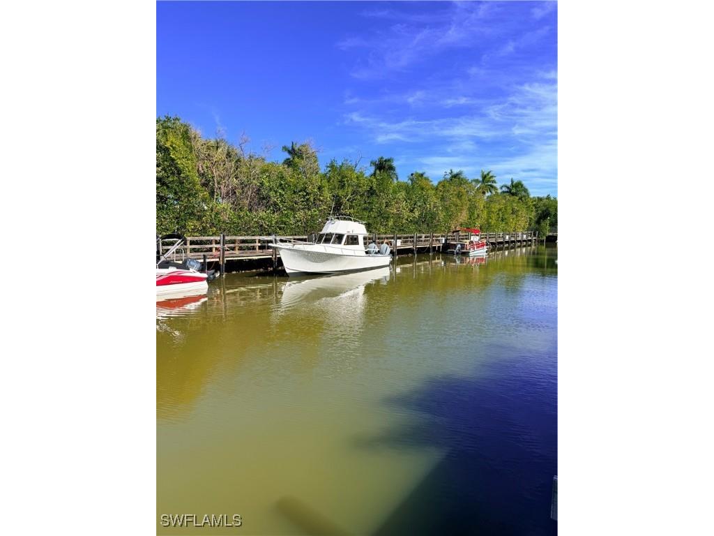 1575 Curlew Avenue W #1 Naples FL 34102 226003015 image3