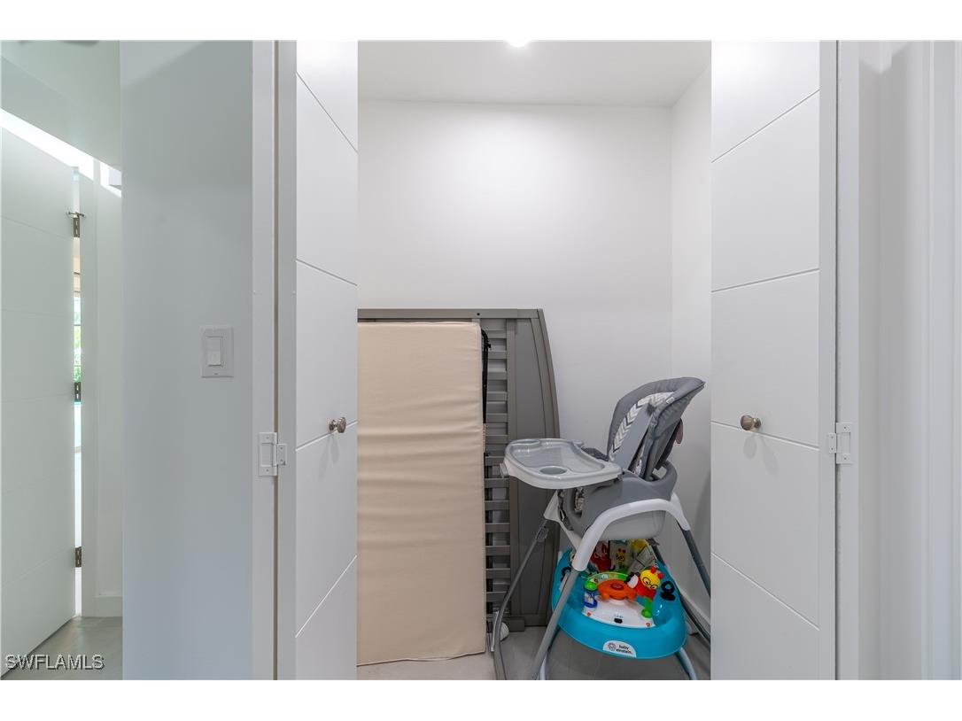 1575 Osprey Avenue Naples FL 34102 225055753 image18
